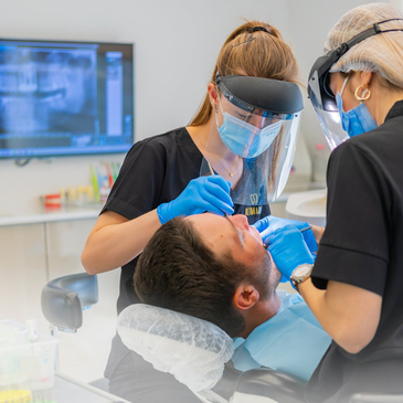 Slider image (5) UltimaDent